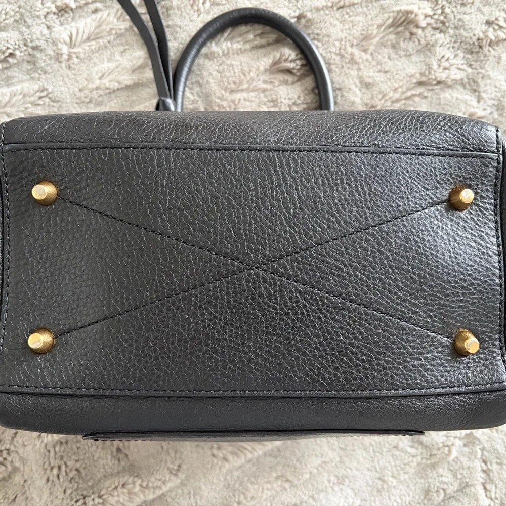 MARC JACOBS
Recruit Bauletto Satchel - Picture 4 of 8